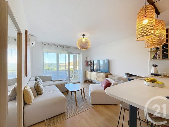 Appartement T3 à vendre - 3 pièces - 56.0 m2 - LA CROIX VALMER - 83 - PROVENCE-ALPES-COTE-D-AZUR - Century 21 Bianchi Transactions