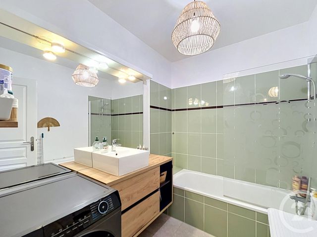 Appartement T3 à vendre - 3 pièces - 56.0 m2 - LA CROIX VALMER - 83 - PROVENCE-ALPES-COTE-D-AZUR - Century 21 Bianchi Transactions