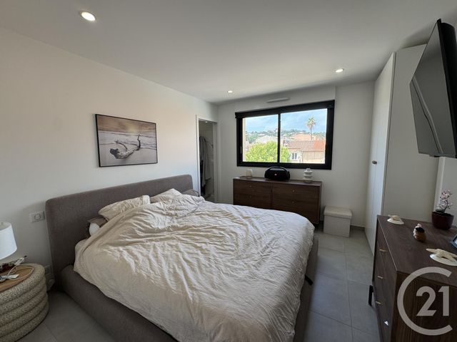 Appartement T3 à vendre - 3 pièces - 80.0 m2 - CAVALAIRE SUR MER - 83 - PROVENCE-ALPES-COTE-D-AZUR - Century 21 Bianchi Transactions