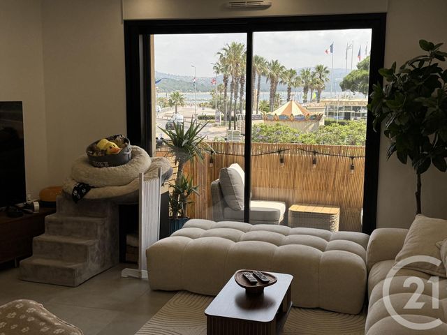 Appartement T3 à vendre - 3 pièces - 80.0 m2 - CAVALAIRE SUR MER - 83 - PROVENCE-ALPES-COTE-D-AZUR - Century 21 Bianchi Transactions