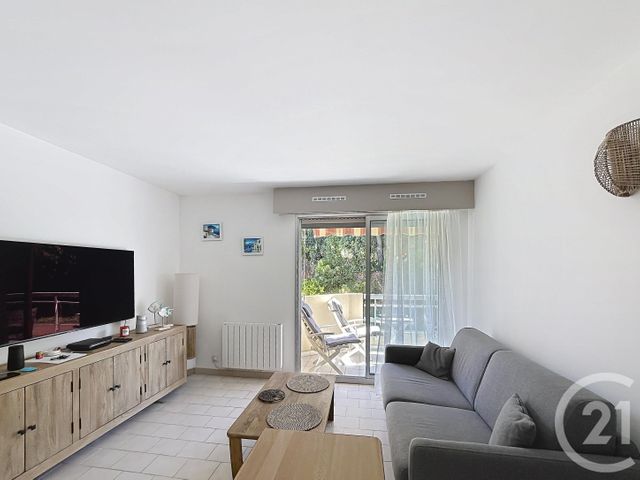 Appartement T2 à vendre - 2 pièces - 30.55 m2 - CAVALAIRE SUR MER - 83 - PROVENCE-ALPES-COTE-D-AZUR - Century 21 Bianchi Transactions