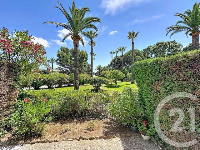 Appartement T3 à vendre - 3 pièces - 57.83 m2 - CAVALAIRE SUR MER - 83 - PROVENCE-ALPES-COTE-D-AZUR - Century 21 Bianchi Transactions