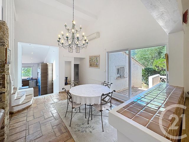 maison à vendre - 6 pièces - 175.0 m2 - CAVALAIRE SUR MER - 83 - PROVENCE-ALPES-COTE-D-AZUR - Century 21 Bianchi Transactions