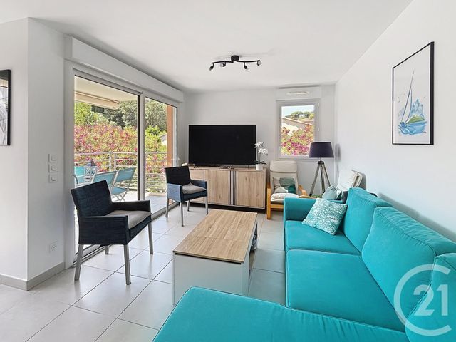 Appartement T3 à vendre - 3 pièces - 65.22 m2 - CAVALAIRE SUR MER - 83 - PROVENCE-ALPES-COTE-D-AZUR - Century 21 Bianchi Transactions