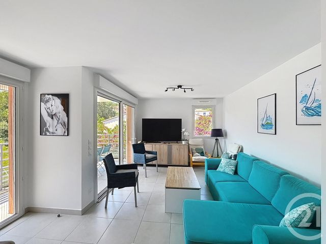 Appartement T3 à vendre - 3 pièces - 65.22 m2 - CAVALAIRE SUR MER - 83 - PROVENCE-ALPES-COTE-D-AZUR - Century 21 Bianchi Transactions