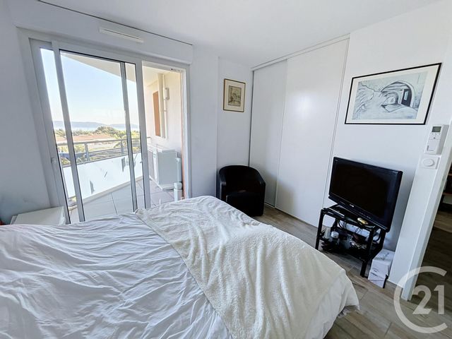 Appartement T3 à vendre - 3 pièces - 67.24 m2 - CAVALAIRE SUR MER - 83 - PROVENCE-ALPES-COTE-D-AZUR - Century 21 Bianchi Transactions