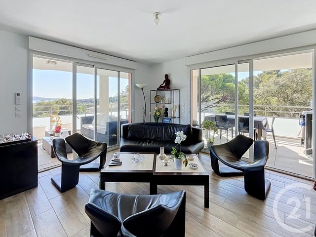 Appartement T3 à vendre - 3 pièces - 67.24 m2 - CAVALAIRE SUR MER - 83 - PROVENCE-ALPES-COTE-D-AZUR - Century 21 Bianchi Transactions