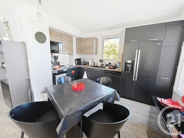 Appartement T3 à vendre - 3 pièces - 67.24 m2 - CAVALAIRE SUR MER - 83 - PROVENCE-ALPES-COTE-D-AZUR - Century 21 Bianchi Transactions