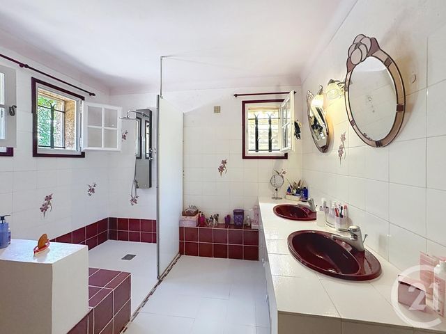 maison à vendre - 8 pièces - 190.0 m2 - CAVALAIRE SUR MER - 83 - PROVENCE-ALPES-COTE-D-AZUR - Century 21 Bianchi Transactions