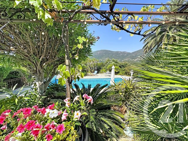 maison à vendre - 8 pièces - 190.0 m2 - CAVALAIRE SUR MER - 83 - PROVENCE-ALPES-COTE-D-AZUR - Century 21 Bianchi Transactions