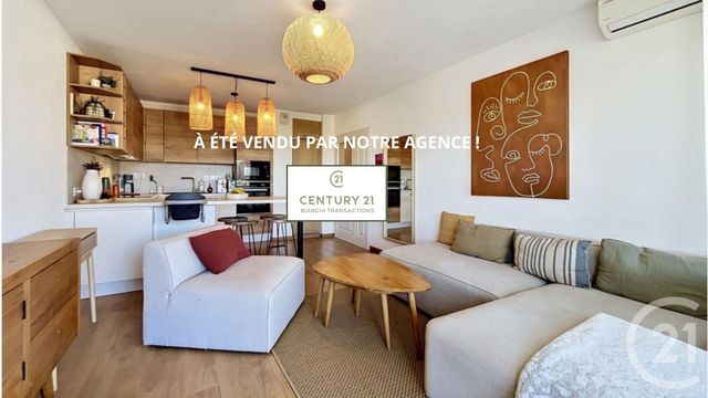 Appartement T3 à vendre LA CROIX VALMER