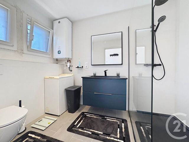 Appartement à vendre - 2 pièces - 39.96 m2 - CAVALAIRE SUR MER - 83 - PROVENCE-ALPES-COTE-D-AZUR - Century 21 Bianchi Transactions