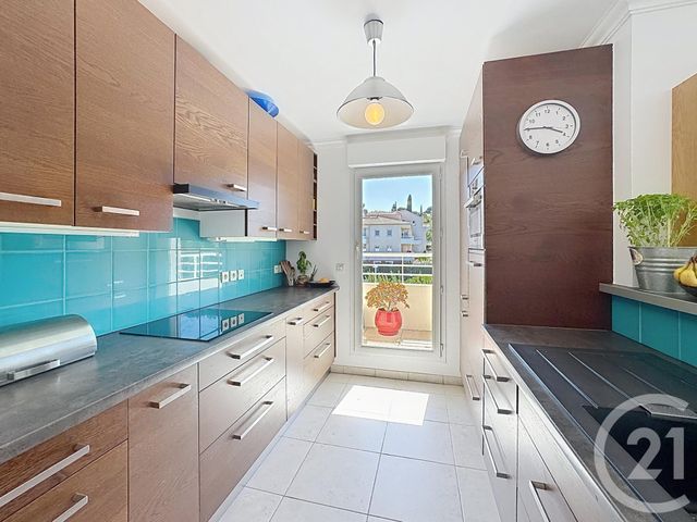 Appartement T3 à vendre - 3 pièces - 64.0 m2 - CAVALAIRE SUR MER - 83 - PROVENCE-ALPES-COTE-D-AZUR - Century 21 Bianchi Transactions