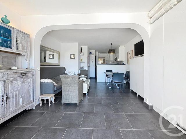 Appartement T2 à vendre - 2 pièces - 39.0 m2 - LA CROIX VALMER - 83 - PROVENCE-ALPES-COTE-D-AZUR - Century 21 Bianchi Transactions