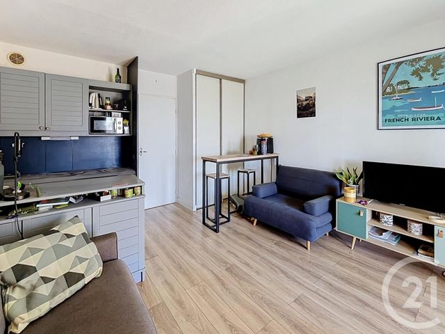 Appartement Studio Cabine à vendre - 1 pièce - 24.0 m2 - CAVALAIRE SUR MER - 83 - PROVENCE-ALPES-COTE-D-AZUR - Century 21 Bianchi Transactions