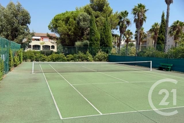 Appartement T3 à vendre - 3 pièces - 51.0 m2 - CAVALAIRE SUR MER - 83 - PROVENCE-ALPES-COTE-D-AZUR - Century 21 Bianchi Transactions