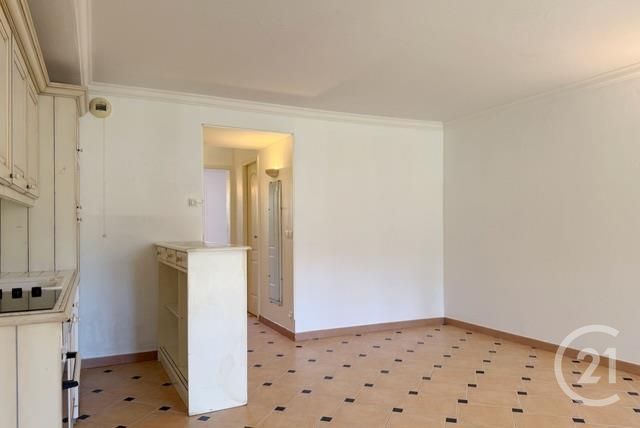 Appartement T3 à vendre - 3 pièces - 51.0 m2 - CAVALAIRE SUR MER - 83 - PROVENCE-ALPES-COTE-D-AZUR - Century 21 Bianchi Transactions