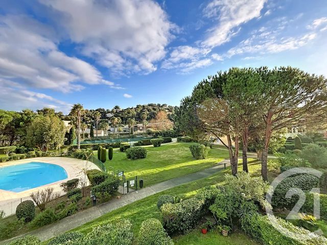 Appartement T3 à vendre - 3 pièces - 51.0 m2 - CAVALAIRE SUR MER - 83 - PROVENCE-ALPES-COTE-D-AZUR - Century 21 Bianchi Transactions