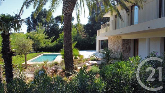 maison à vendre - 7 pièces - 220.0 m2 - LA CROIX VALMER - 83 - PROVENCE-ALPES-COTE-D-AZUR - Century 21 Bianchi Transactions