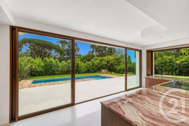 maison à vendre - 7 pièces - 220.0 m2 - LA CROIX VALMER - 83 - PROVENCE-ALPES-COTE-D-AZUR - Century 21 Bianchi Transactions