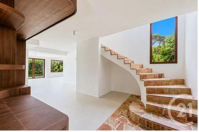 maison à vendre - 7 pièces - 220.0 m2 - LA CROIX VALMER - 83 - PROVENCE-ALPES-COTE-D-AZUR - Century 21 Bianchi Transactions