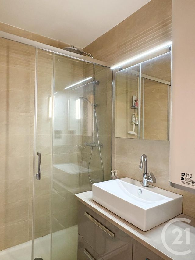Appartement Studio à vendre - 1 pièce - 31.9 m2 - LA CROIX VALMER - 83 - PROVENCE-ALPES-COTE-D-AZUR - Century 21 Bianchi Transactions