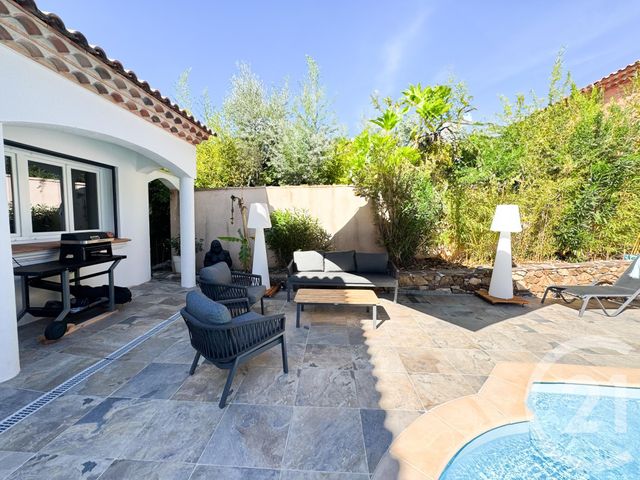 maison à vendre - 8 pièces - 184.0 m2 - CAVALAIRE SUR MER - 83 - PROVENCE-ALPES-COTE-D-AZUR - Century 21 Bianchi Transactions