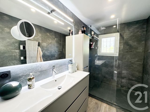 maison à vendre - 8 pièces - 184.0 m2 - CAVALAIRE SUR MER - 83 - PROVENCE-ALPES-COTE-D-AZUR - Century 21 Bianchi Transactions