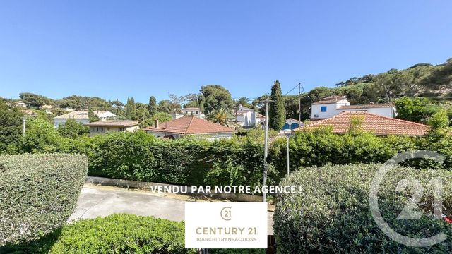 Appartement T2 à vendre - 2 pièces - 45.0 m2 - CAVALAIRE SUR MER - 83 - PROVENCE-ALPES-COTE-D-AZUR - Century 21 Bianchi Transactions