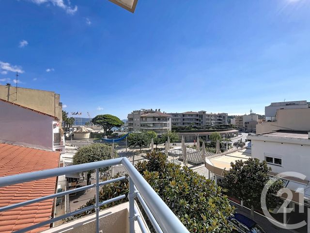 Appartement T3 à vendre - 3 pièces - 66.88 m2 - CAVALAIRE SUR MER - 83 - PROVENCE-ALPES-COTE-D-AZUR - Century 21 Bianchi Transactions