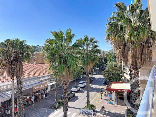 Appartement T3 à vendre - 3 pièces - 66.88 m2 - CAVALAIRE SUR MER - 83 - PROVENCE-ALPES-COTE-D-AZUR - Century 21 Bianchi Transactions