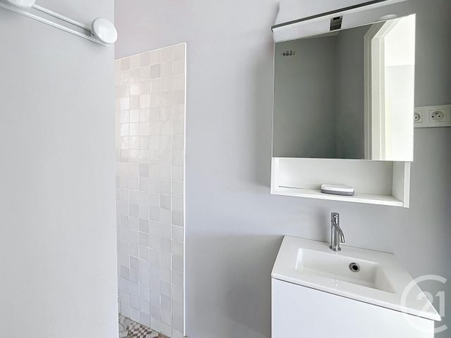 Appartement T3 à vendre - 3 pièces - 66.88 m2 - CAVALAIRE SUR MER - 83 - PROVENCE-ALPES-COTE-D-AZUR - Century 21 Bianchi Transactions