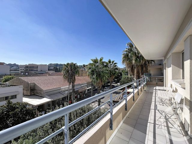 Appartement T3 à vendre - 3 pièces - 66.88 m2 - CAVALAIRE SUR MER - 83 - PROVENCE-ALPES-COTE-D-AZUR - Century 21 Bianchi Transactions