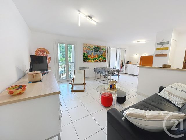 Appartement T2 à vendre - 2 pièces - 48.65 m2 - CAVALAIRE SUR MER - 83 - PROVENCE-ALPES-COTE-D-AZUR - Century 21 Bianchi Transactions
