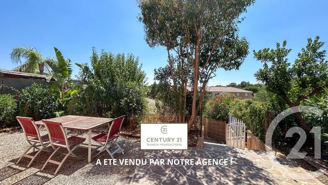 Appartement T3 à vendre - 3 pièces - 60.0 m2 - CAVALAIRE SUR MER - 83 - PROVENCE-ALPES-COTE-D-AZUR - Century 21 Bianchi Transactions