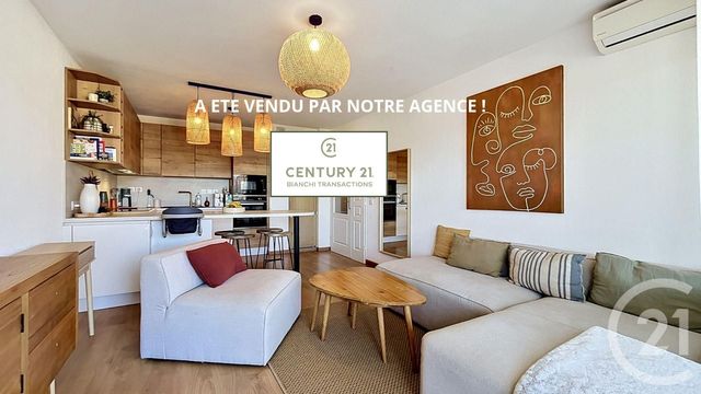 Appartement T3 à vendre - 3 pièces - 60.0 m2 - CAVALAIRE SUR MER - 83 - PROVENCE-ALPES-COTE-D-AZUR - Century 21 Bianchi Transactions
