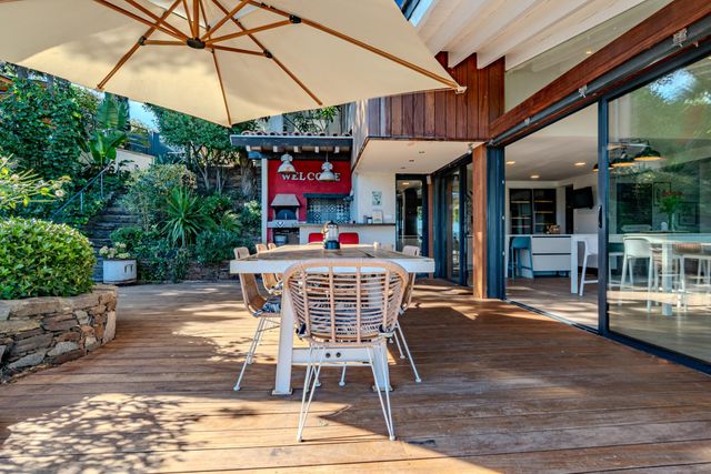 maison à vendre - 11 pièces - 317.0 m2 - CAVALAIRE SUR MER - 83 - PROVENCE-ALPES-COTE-D-AZUR - Century 21 Bianchi Transactions