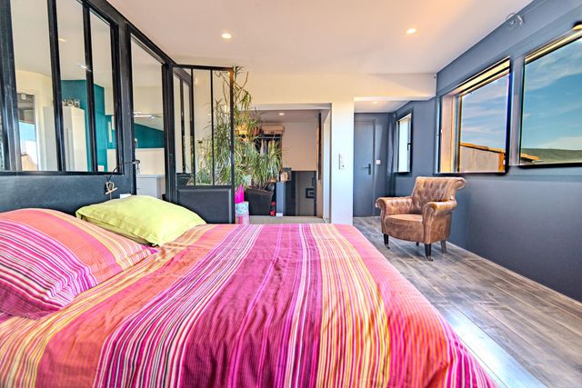 maison à vendre - 11 pièces - 317.0 m2 - CAVALAIRE SUR MER - 83 - PROVENCE-ALPES-COTE-D-AZUR - Century 21 Bianchi Transactions