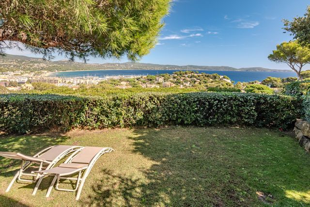 maison à vendre - 11 pièces - 317.0 m2 - CAVALAIRE SUR MER - 83 - PROVENCE-ALPES-COTE-D-AZUR - Century 21 Bianchi Transactions