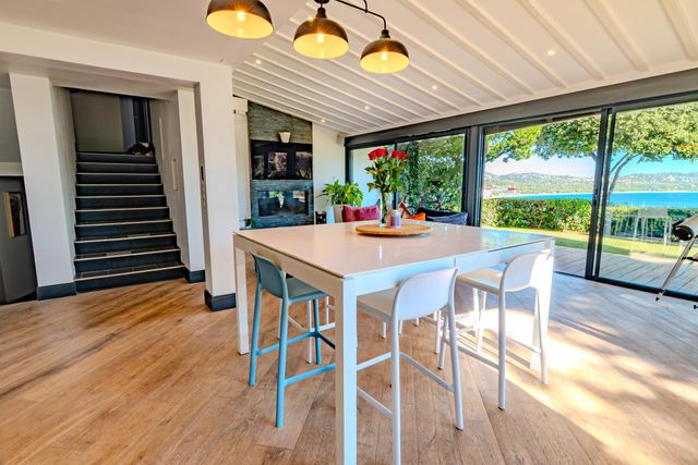 maison à vendre - 11 pièces - 317.0 m2 - CAVALAIRE SUR MER - 83 - PROVENCE-ALPES-COTE-D-AZUR - Century 21 Bianchi Transactions