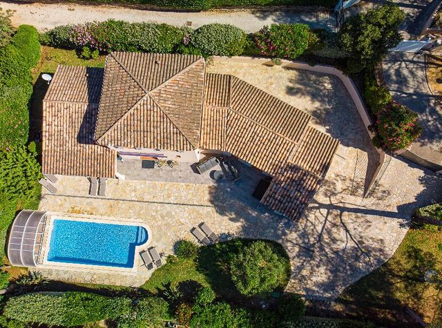 maison à vendre - 7 pièces - 172.0 m2 - LA CROIX VALMER - 83 - PROVENCE-ALPES-COTE-D-AZUR - Century 21 Bianchi Transactions