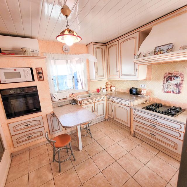 maison à vendre - 5 pièces - 160.0 m2 - CAVALAIRE SUR MER - 83 - PROVENCE-ALPES-COTE-D-AZUR - Century 21 Bianchi Transactions