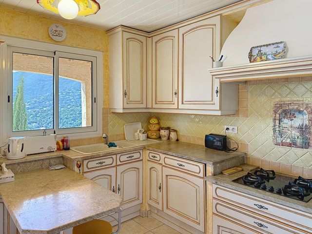 maison à vendre - 5 pièces - 160.0 m2 - CAVALAIRE SUR MER - 83 - PROVENCE-ALPES-COTE-D-AZUR - Century 21 Bianchi Transactions