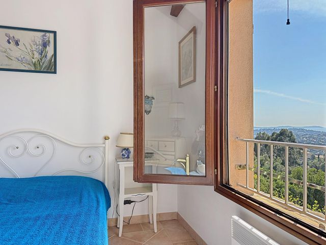 maison à vendre - 5 pièces - 160.0 m2 - CAVALAIRE SUR MER - 83 - PROVENCE-ALPES-COTE-D-AZUR - Century 21 Bianchi Transactions