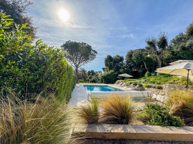 maison à vendre - 5 pièces - 142.0 m2 - LA CROIX VALMER - 83 - PROVENCE-ALPES-COTE-D-AZUR - Century 21 Bianchi Transactions