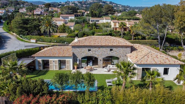 maison à vendre - 7 pièces - 220.0 m2 - LA CROIX VALMER - 83 - PROVENCE-ALPES-COTE-D-AZUR - Century 21 Bianchi Transactions