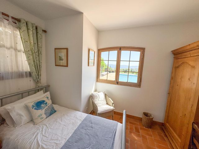 maison à vendre - 7 pièces - 165.0 m2 - CAVALAIRE SUR MER - 83 - PROVENCE-ALPES-COTE-D-AZUR - Century 21 Bianchi Transactions