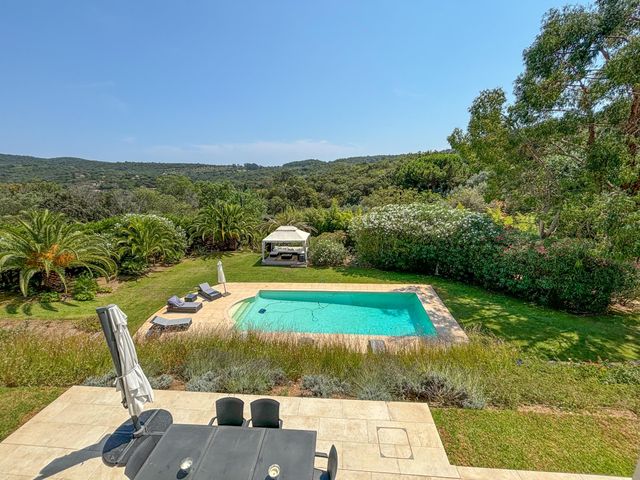 Afficher la photo en grand maison à vendre - 6 pièces - 170.0 m2 - GASSIN - 83 - PROVENCE-ALPES-COTE-D-AZUR - Century 21 Bianchi Transactions