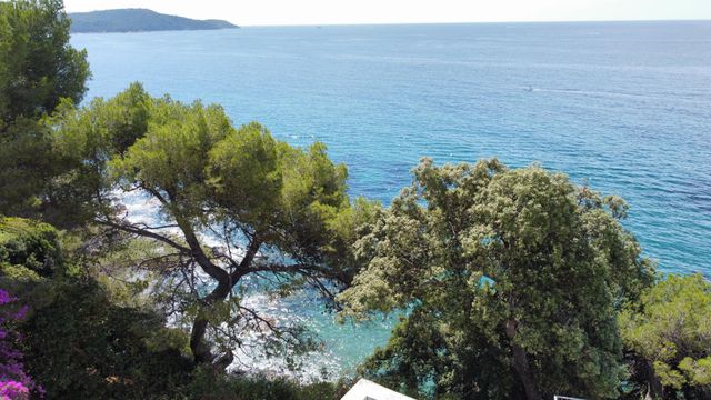 maison à vendre - 8 pièces - 187.0 m2 - LA CROIX VALMER - 83 - PROVENCE-ALPES-COTE-D-AZUR - Century 21 Bianchi Transactions