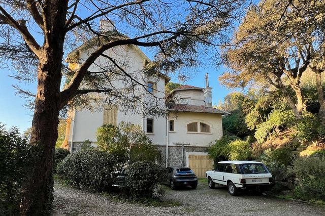 maison à vendre - 10 pièces - 333.54 m2 - LA CROIX VALMER - 83 - PROVENCE-ALPES-COTE-D-AZUR - Century 21 Bianchi Transactions
